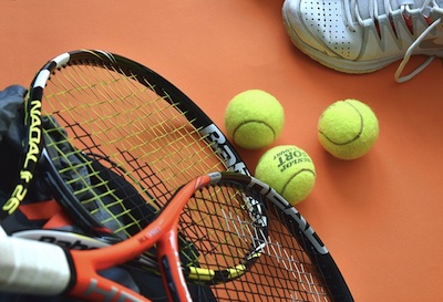 Tennis lessons make great gift ideas
